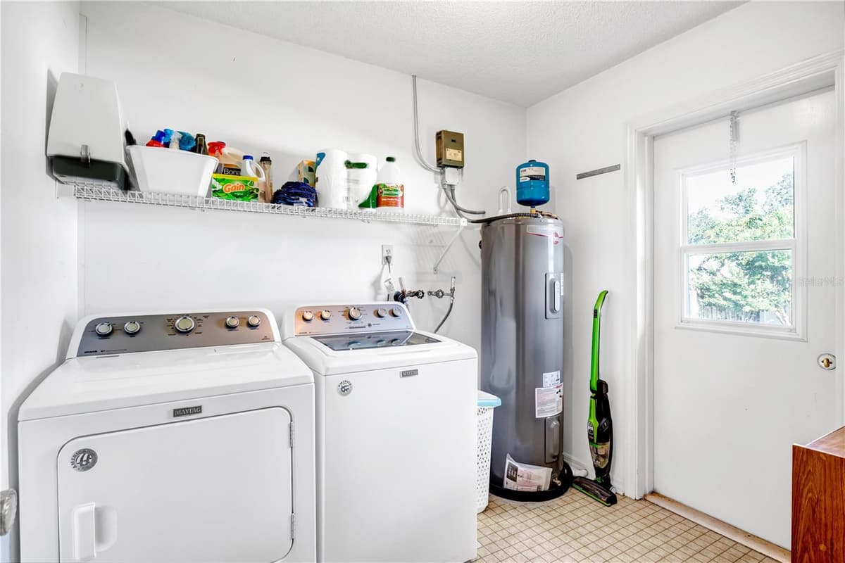 806 BIG BUCK CIRCLE — photo 16 of 23