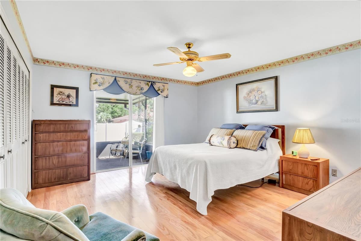 806 BIG BUCK CIRCLE — photo 10 of 23