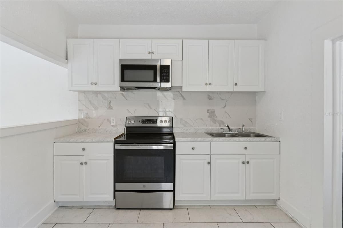 1743 YALE STREET — photo 13 of 35