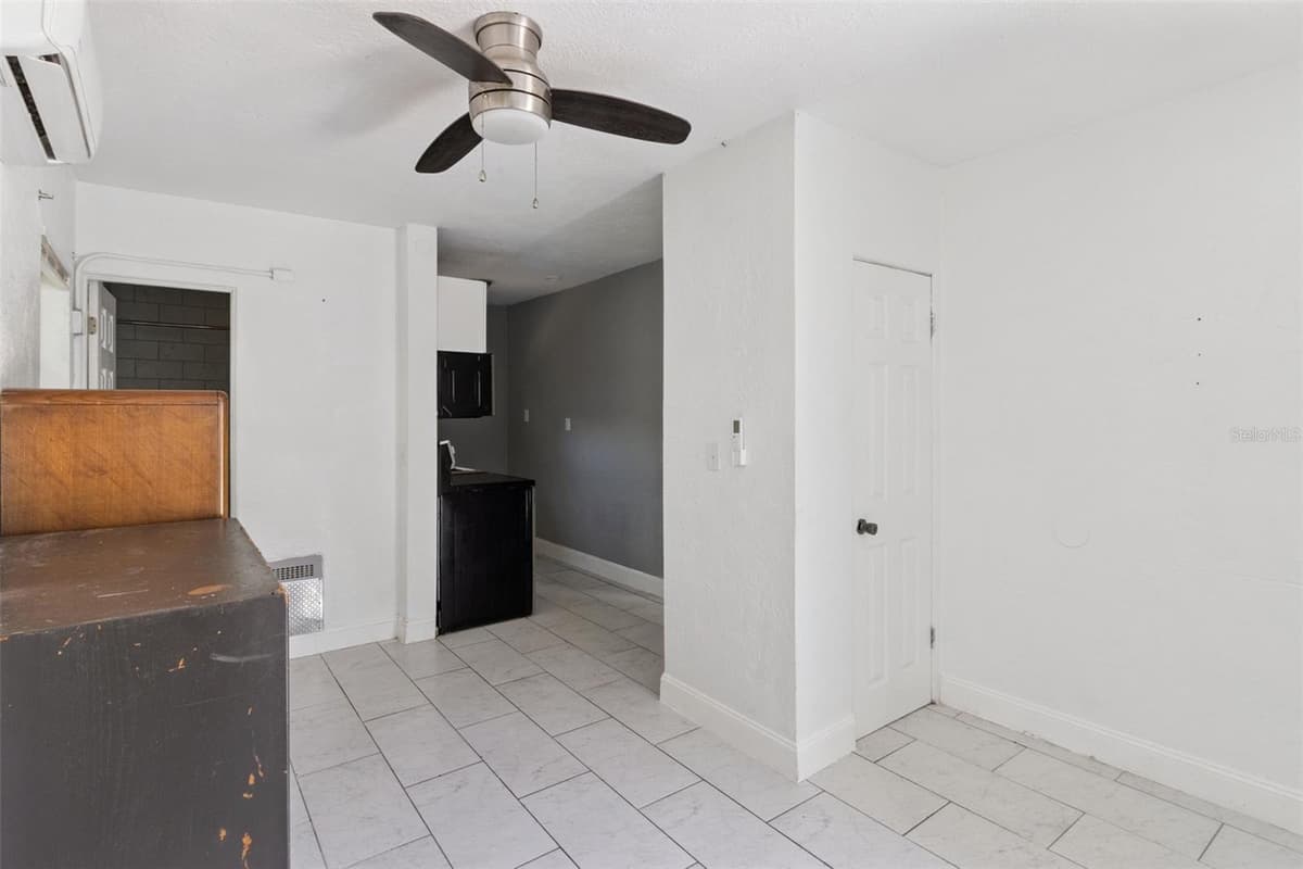 1743 YALE STREET — photo 21 of 35