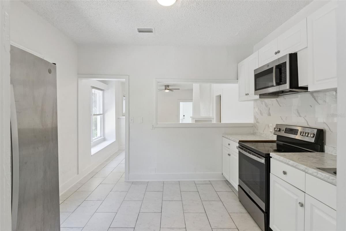 1743 YALE STREET — photo 11 of 35