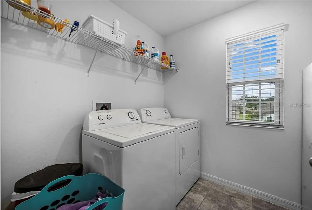 535 DARSHIRE AVENUE — photo 25 of 32