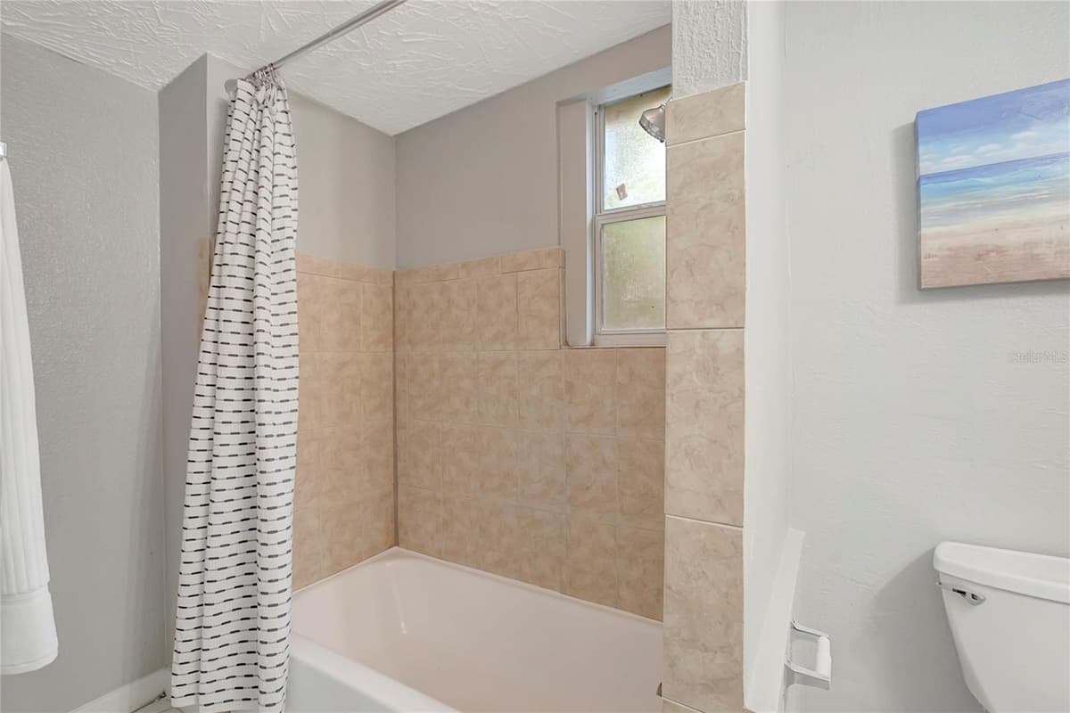 3908 HANNA AVENUE — photo 24 of 41