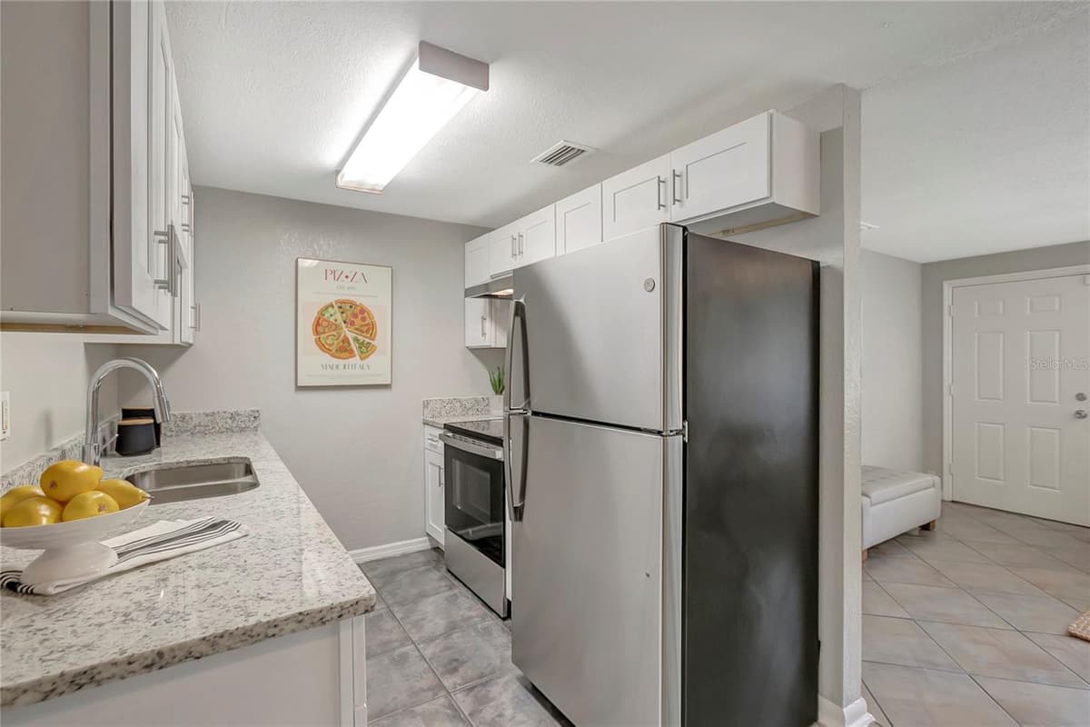 3908 HANNA AVENUE — photo 10 of 41