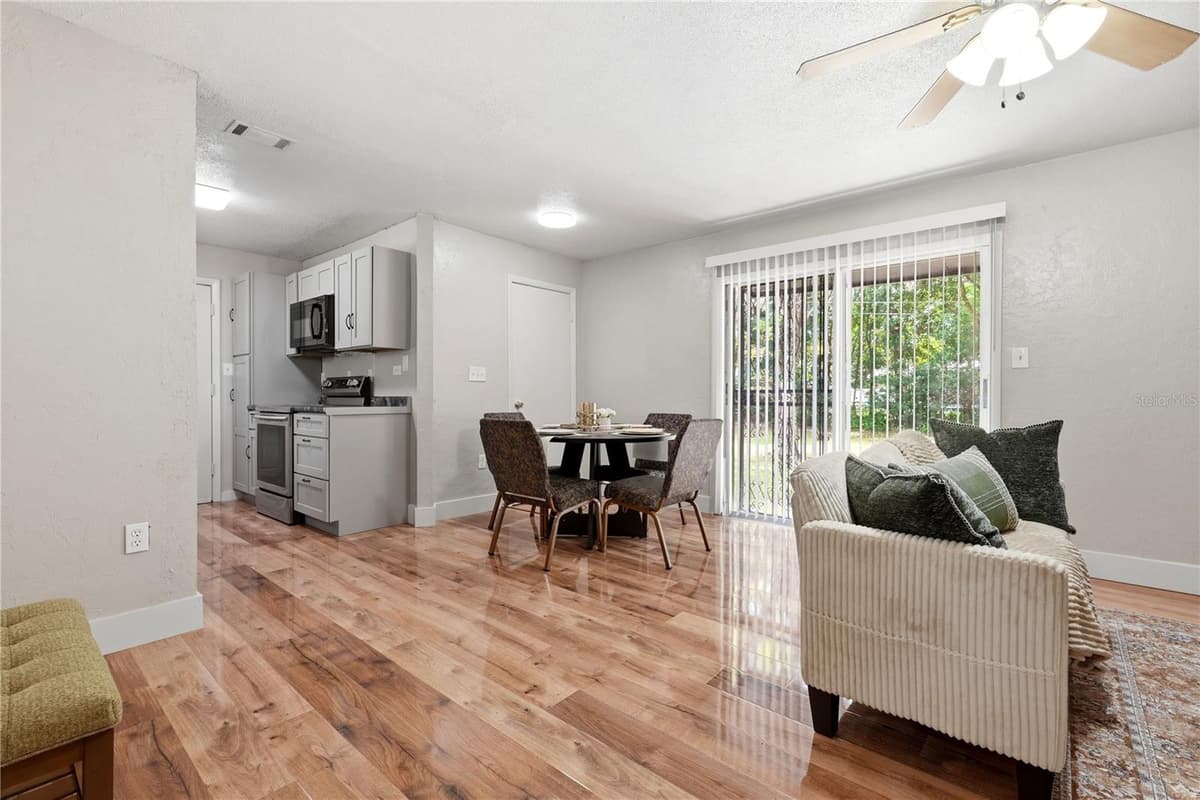 1823 31ST AVENUE — photo 8 of 25