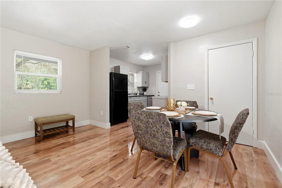1823 31ST AVENUE — photo 9 of 25