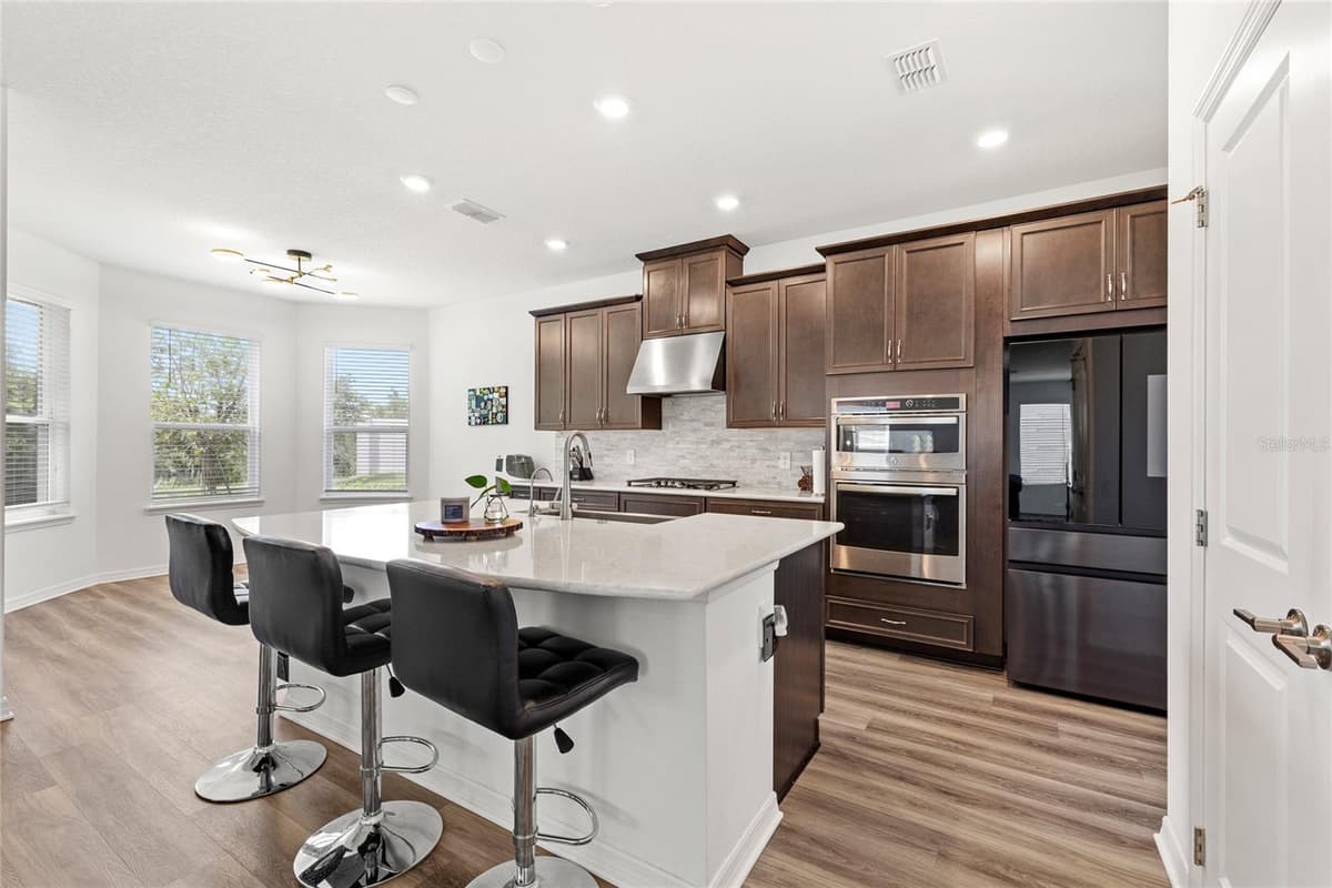 1168 PANDO LOOP — photo 10 of 47