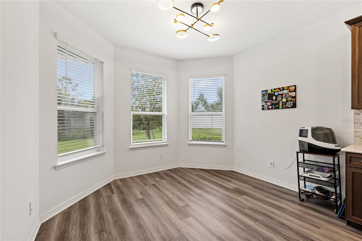 1168 PANDO LOOP — photo 12 of 47