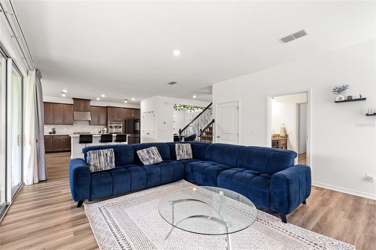 1168 PANDO LOOP — photo 13 of 47