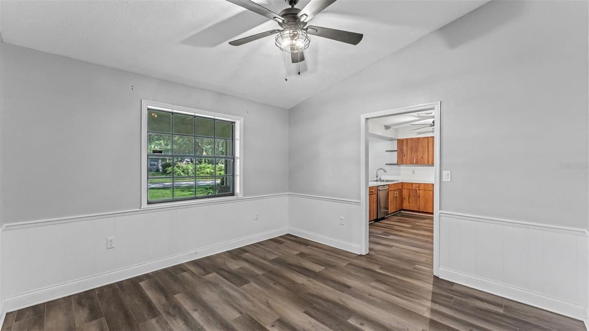 5195 OAKWOOD TRAIL — photo 21 of 45