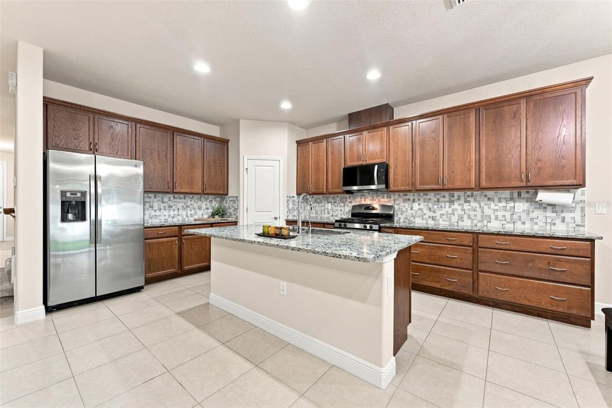 14722 ROCKY BROOK DRIVE — photo 12 of 30