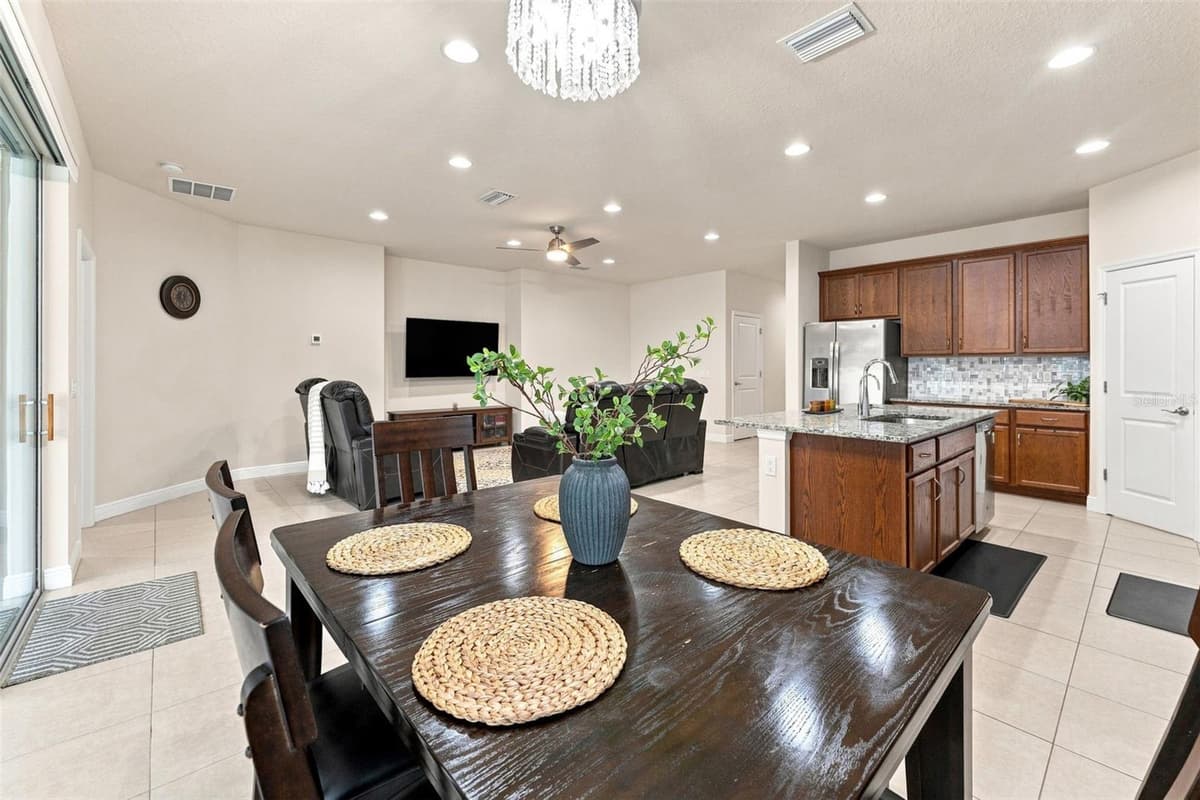 14722 ROCKY BROOK DRIVE — photo 14 of 30