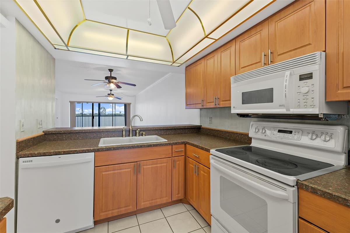 200 SYKES CREEK PARKWAY — photo 6 of 41