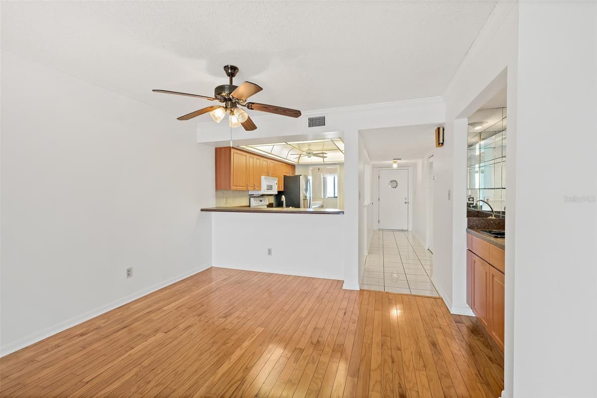 200 SYKES CREEK PARKWAY — photo 9 of 41