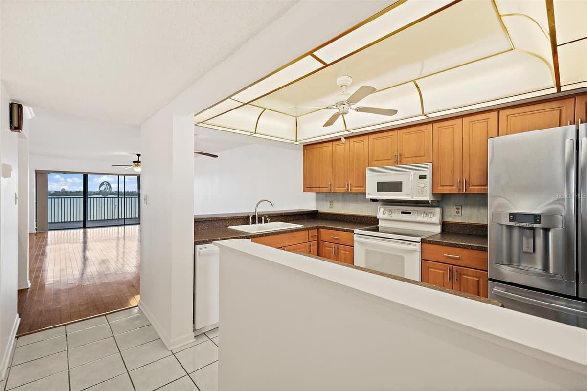 200 SYKES CREEK PARKWAY — photo 4 of 41