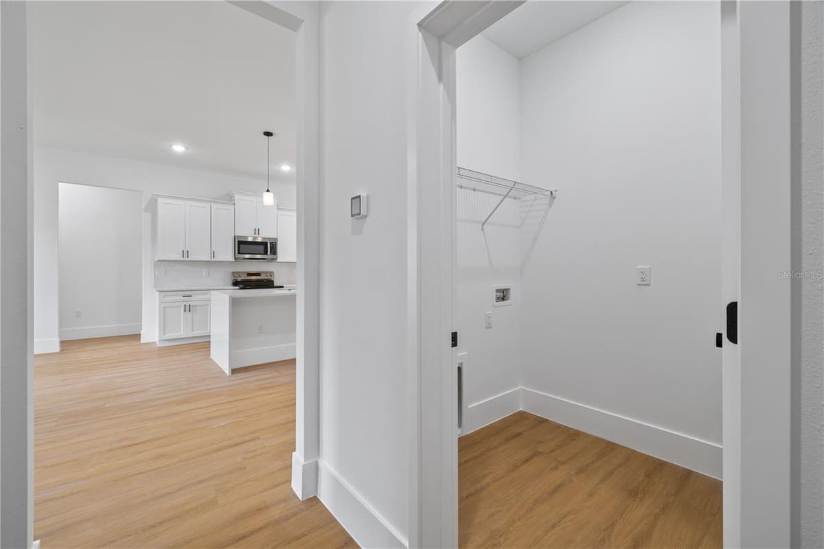 13684 43RD CIRCLE — photo 30 of 43