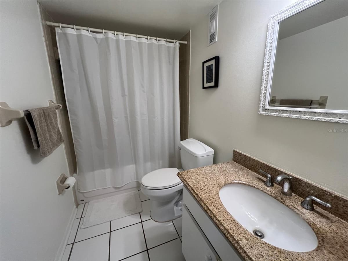 670 GREEN VALLEY ROAD — photo 19 of 33
