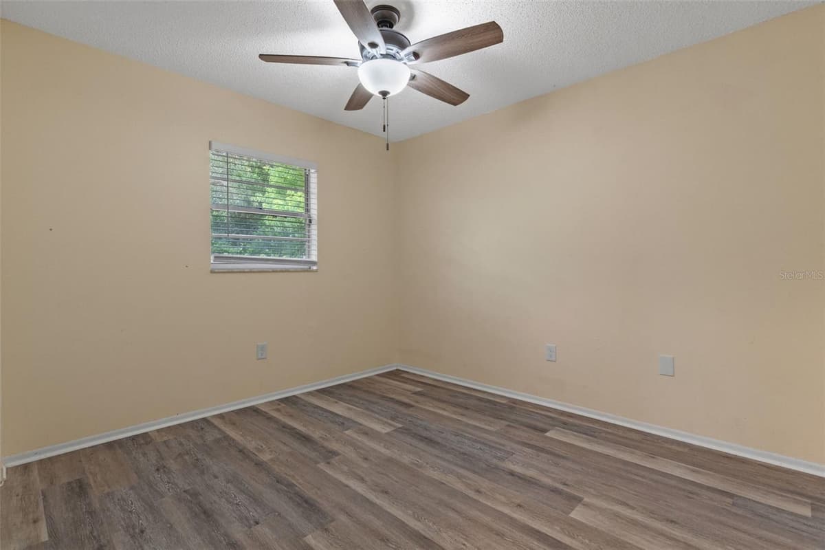 9108 SPRING HILL DRIVE — photo 23 of 35