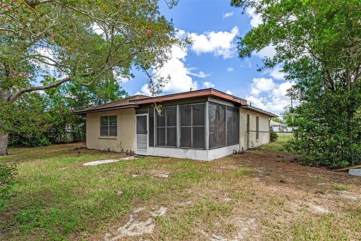 9108 SPRING HILL DRIVE — photo 33 of 35