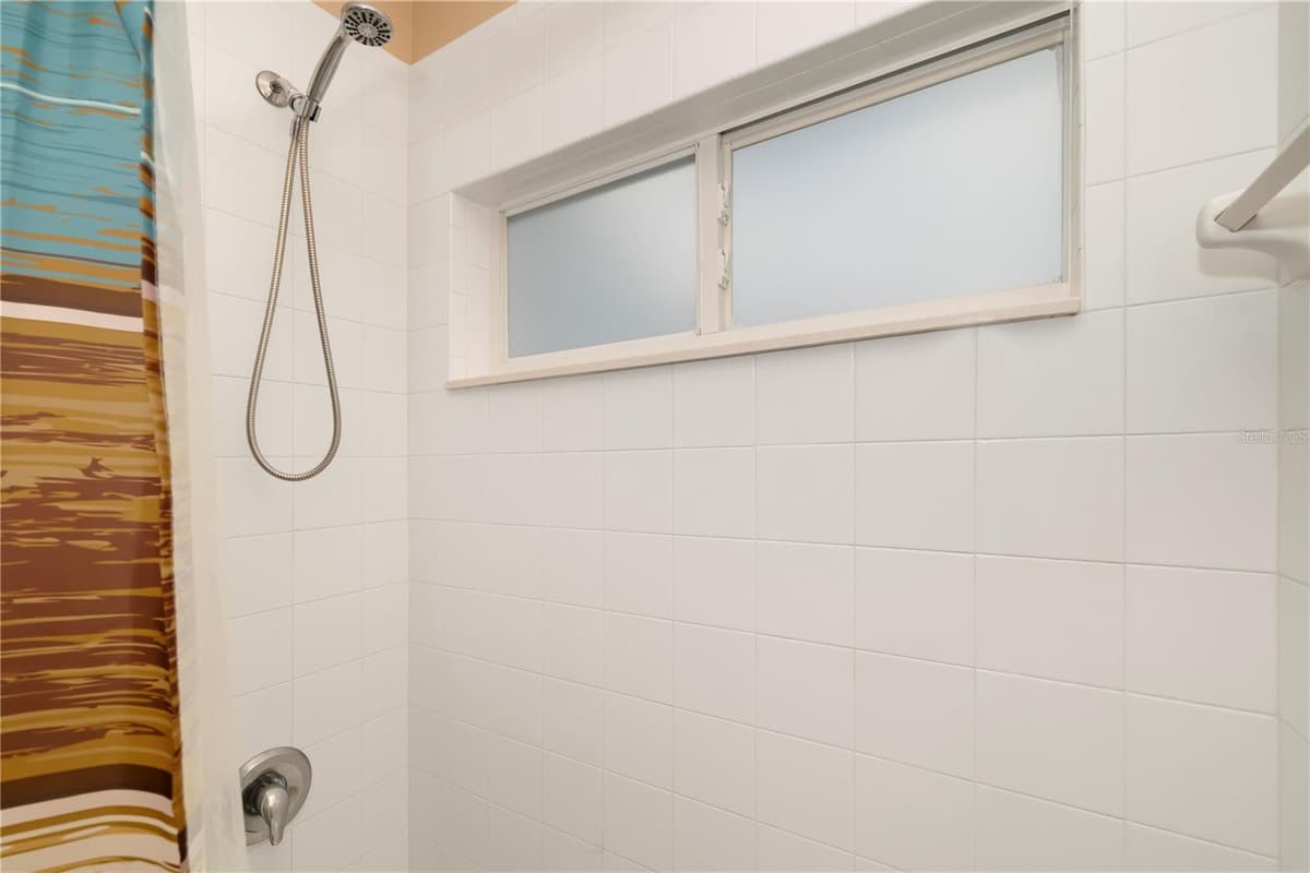 2434 BISMARCK ROAD — photo 37 of 87