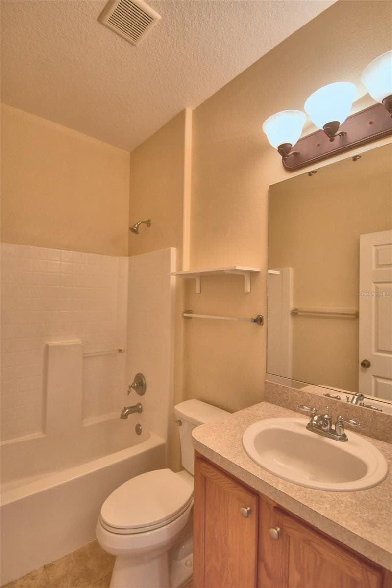 5621 FOREST RIDGE DRIVE — photo 33 of 52