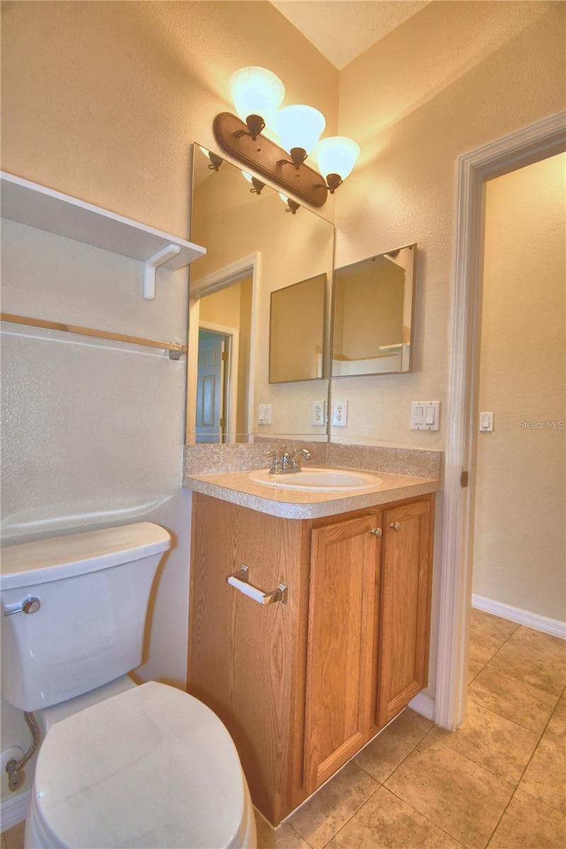 5621 FOREST RIDGE DRIVE — photo 35 of 52