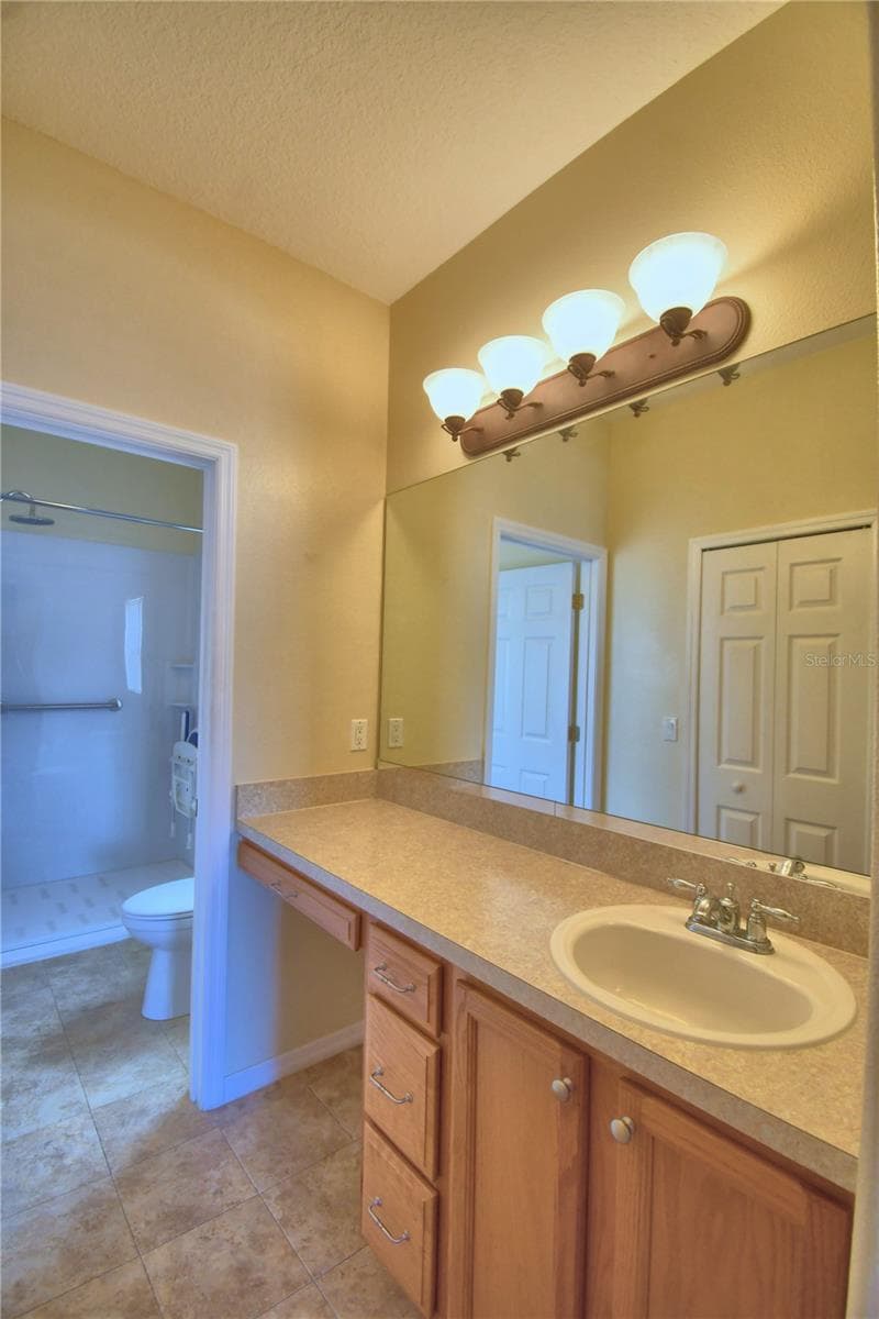 5621 FOREST RIDGE DRIVE — photo 23 of 52