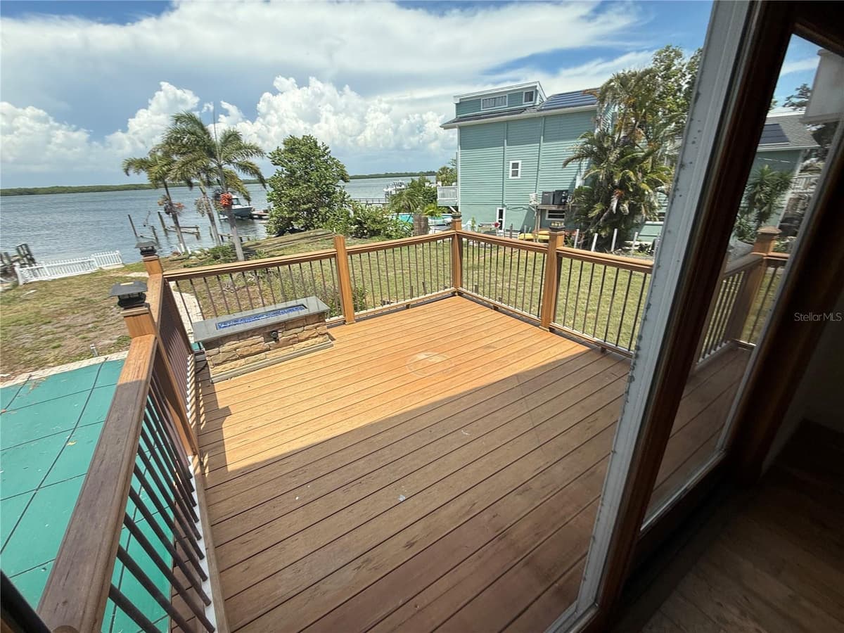 6111 BAYOU GRANDE BOULEVARD — photo 19 of 22