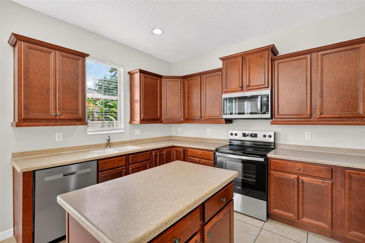 3626 OAK BROOK LANE — photo 11 of 72
