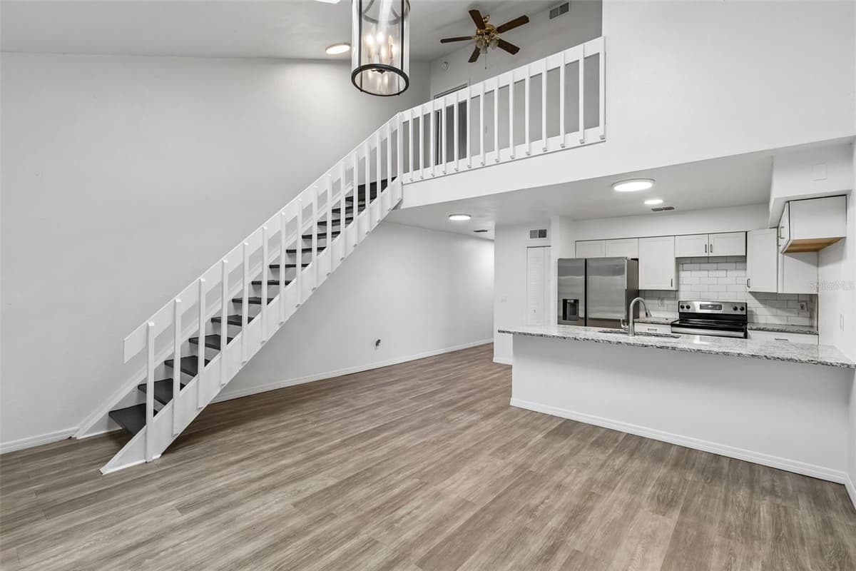 2835 HUNT CLUB LANE — photo 5 of 20