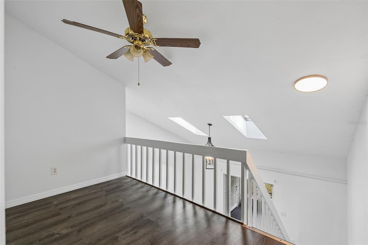 2835 HUNT CLUB LANE — photo 11 of 20
