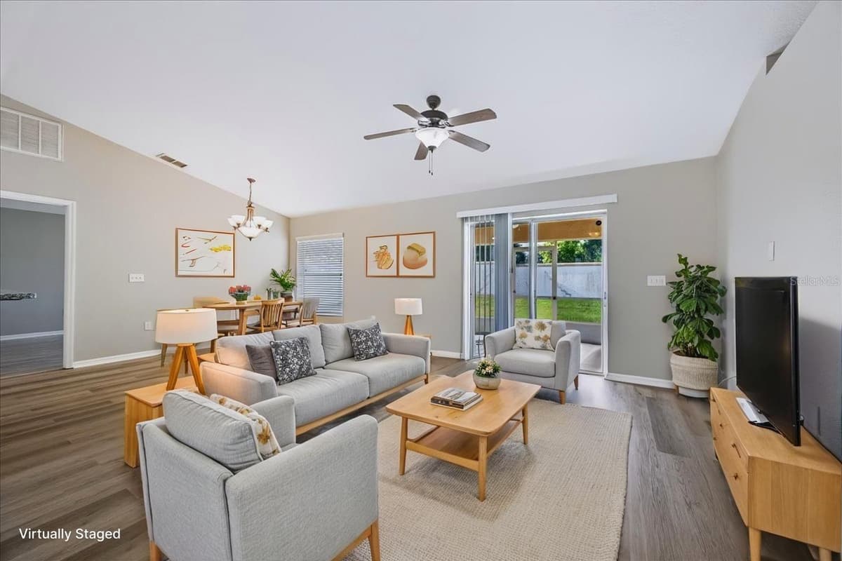 8810 PEBBLEBROOKE DRIVE — photo 3 of 22