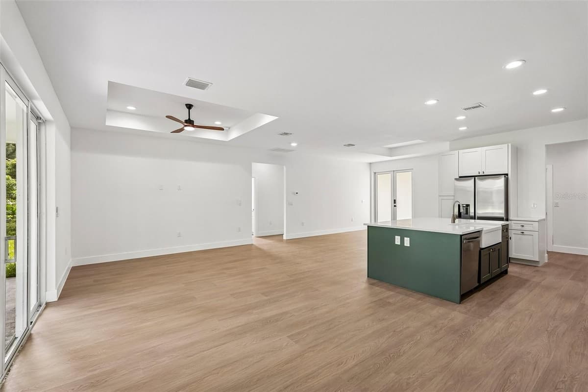 2234 JAMESON AVENUE — photo 7 of 38