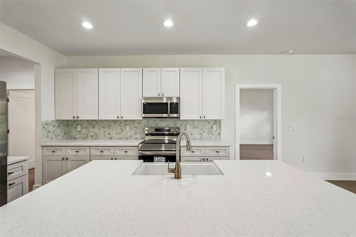2234 JAMESON AVENUE — photo 13 of 38