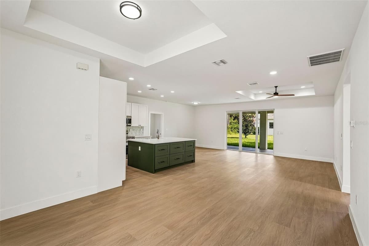 2234 JAMESON AVENUE — photo 9 of 38