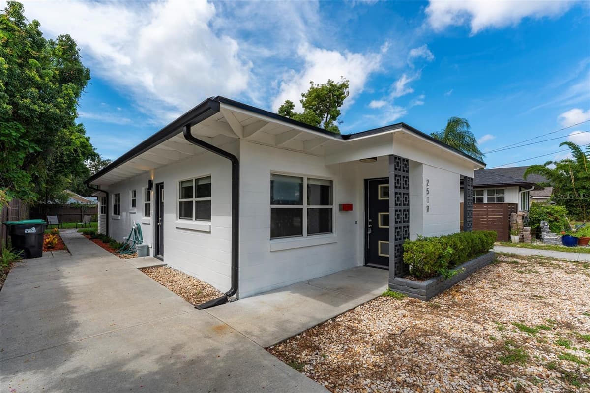 2510 BOYD AVENUE — photo 3 of 52
