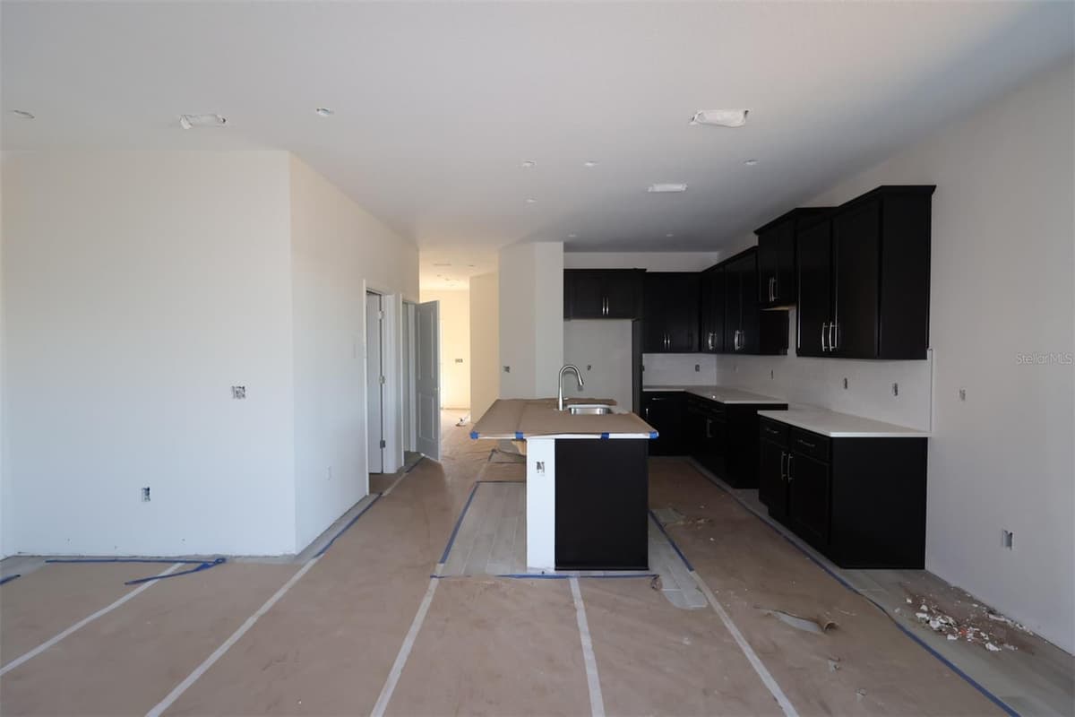 5192 CENTER LAKE RANCH BOULEVARD — photo 4 of 19