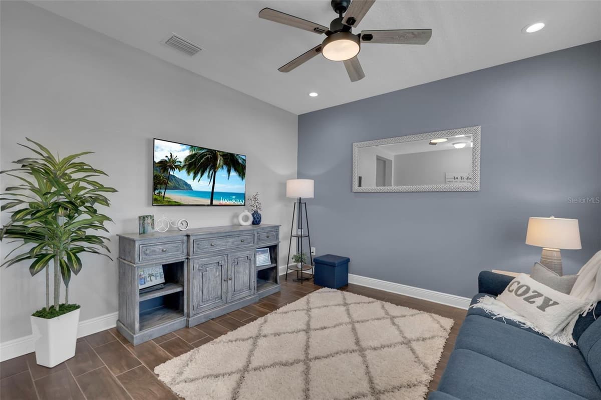 3321 WOODMONT DRIVE — photo 13 of 63
