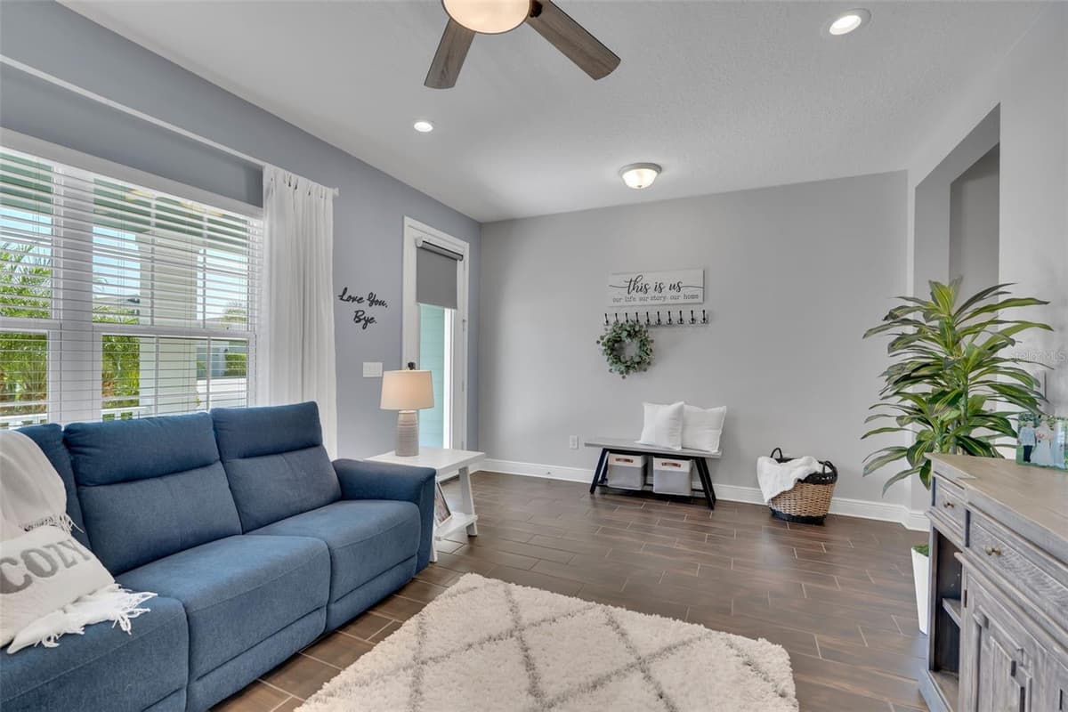 3321 WOODMONT DRIVE — photo 15 of 63