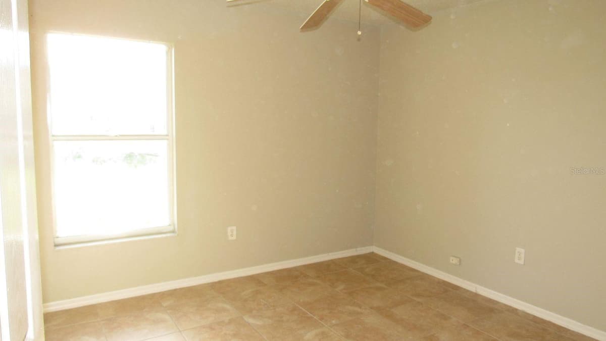 3279 BLYTHE AVENUE — photo 11 of 22