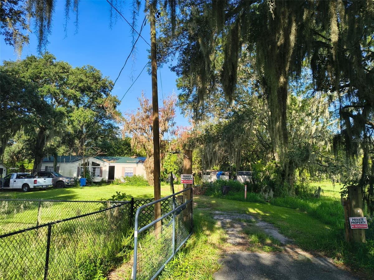 3609 MAXWELL ROAD — photo 2 of 34