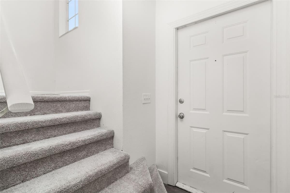 403 ORCHID DRIVE — photo 8 of 41