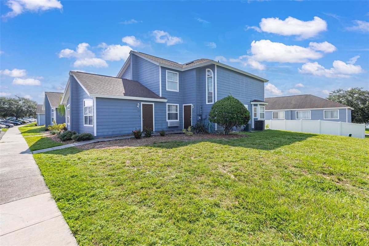 403 ORCHID DRIVE — photo 4 of 41