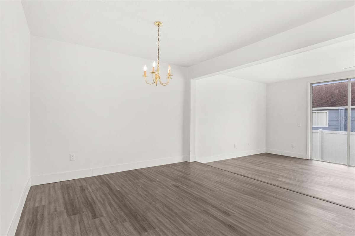 403 ORCHID DRIVE — photo 18 of 41