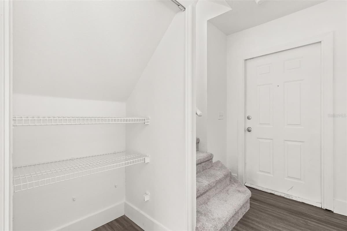 403 ORCHID DRIVE — photo 9 of 41