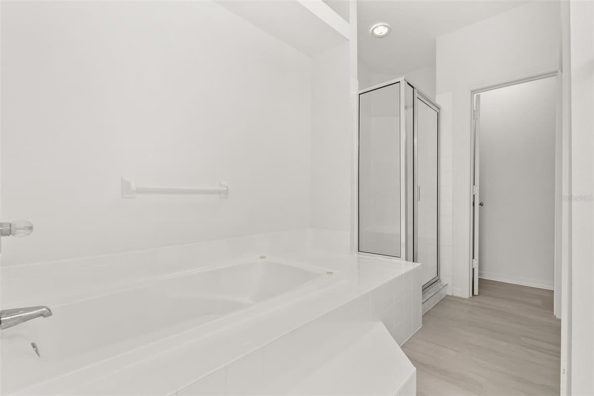 403 ORCHID DRIVE — photo 35 of 41