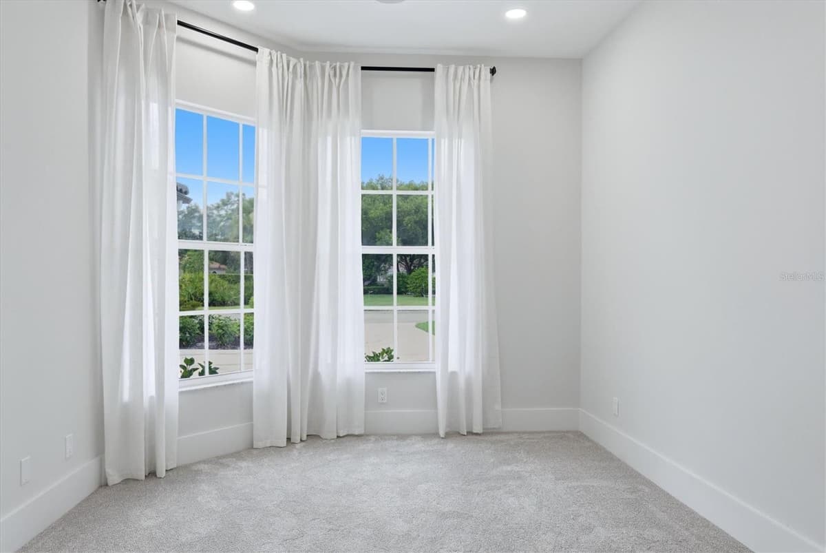 7825 WILTON CRESCENT CIRCLE — photo 30 of 65