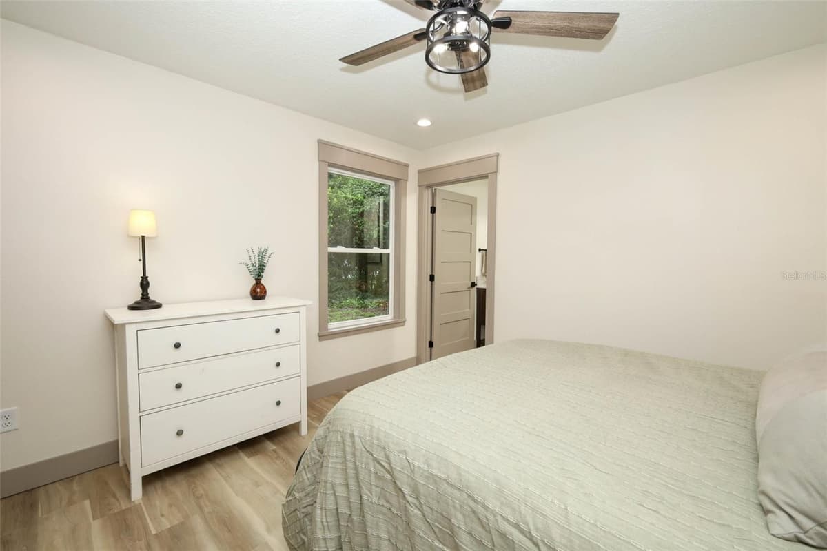 940 DEAN CIRCLE — photo 13 of 29