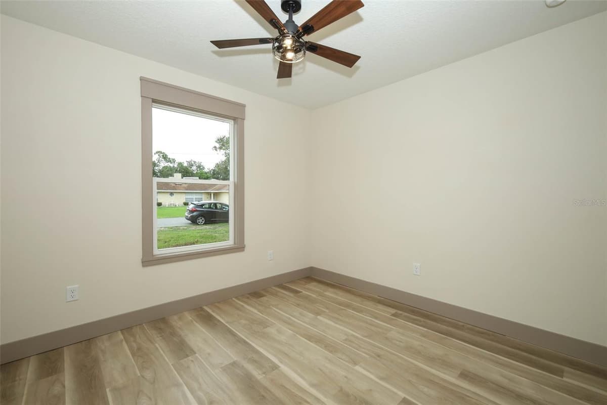 940 DEAN CIRCLE — photo 17 of 29