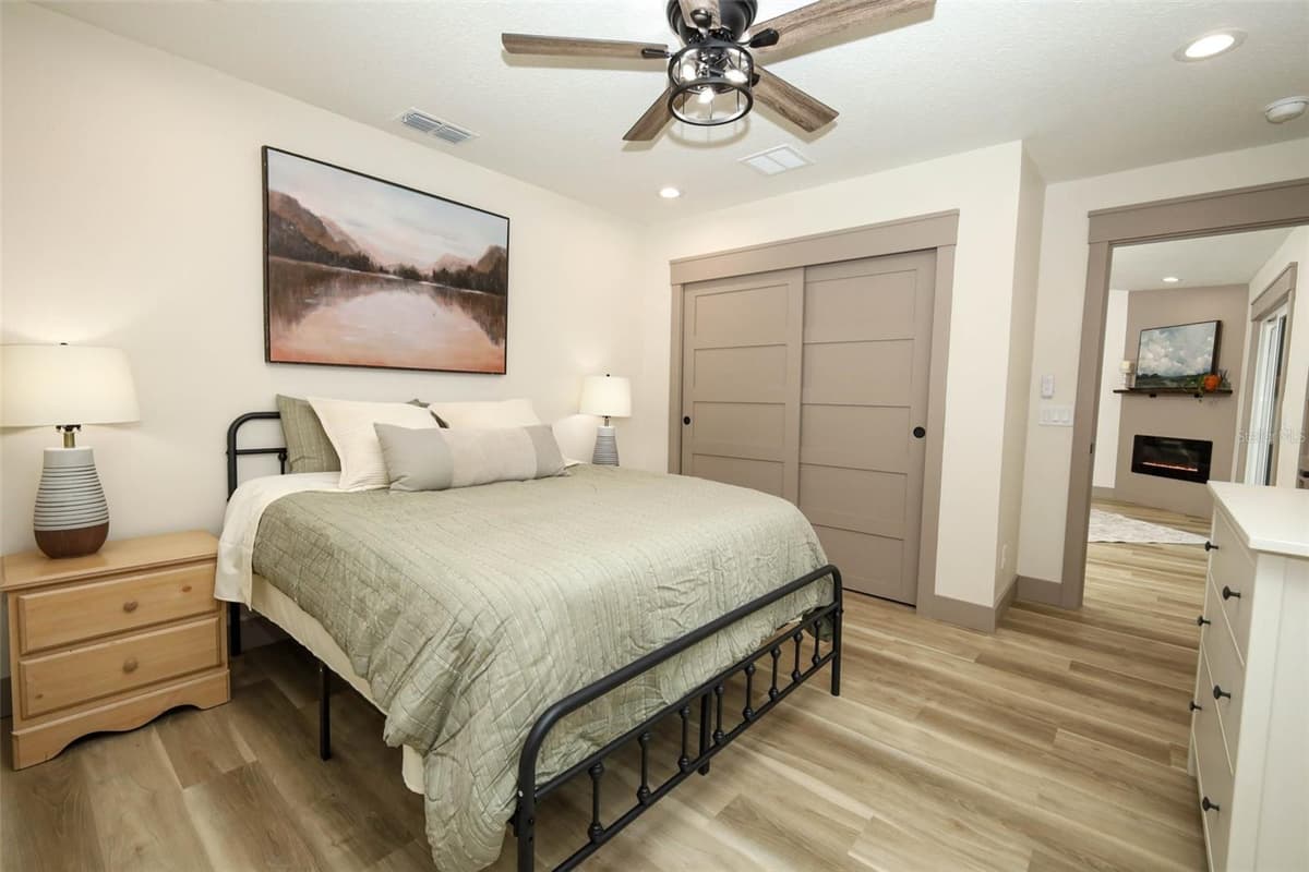 940 DEAN CIRCLE — photo 11 of 29